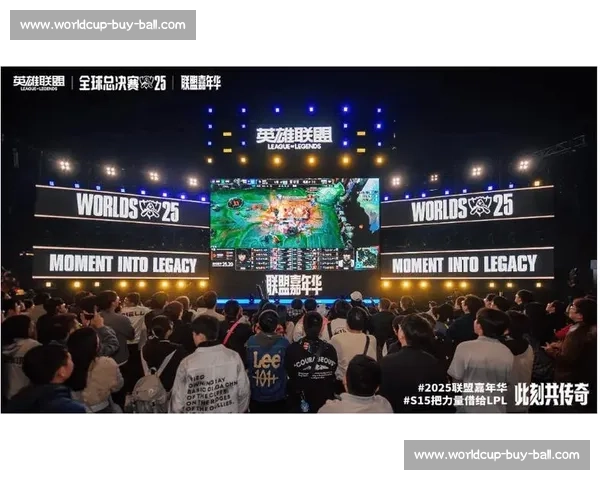 战火重燃!全球顶尖电竞盛会集结,精彩赛事一览无余! 战火重燃!全球顶尖电竞盛会集结,精彩赛事一览无余!